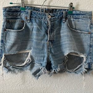 Abercrombie& Fitch Distressed Shorts